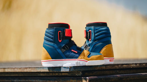 wakeboard boot howl blue